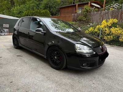 VW Golf V