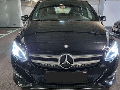 Gebraucht Mercedes B200 136 PS (100 kW) 2015 Schwarz Van / Kleinbus