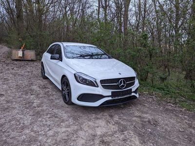 gebraucht Mercedes A180 d AMG-Line Automatik