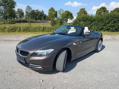 Braun Gebraucht 2010 BMW Z4 Sport Line Cabrio | € 20.900