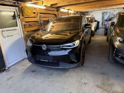 Gebraucht VW ID.4 Pro Performance 150 kW (204 PS) 2023 Schwarz SUV