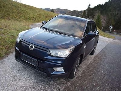 Blau Gebraucht 2017 Ssangyong (KGM) Tivoli SUV | € 8.900