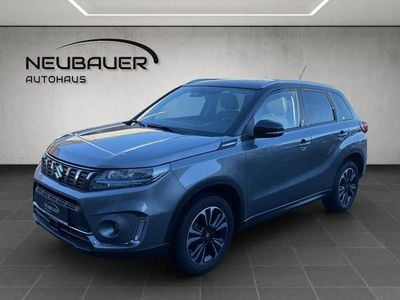 Grau Gebraucht 2022 Suzuki Vitara GLX Limousine | € 21.900