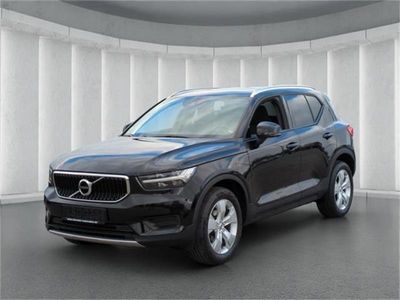 gebraucht Volvo XC40 T2 2WD Momentum Geländewagen