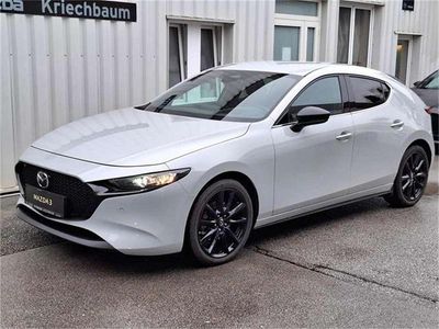 Weiß Gebraucht 2025 Mazda 3 Homura-Line Limousine | € 27.790