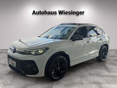 Weiss metallicperleffekt Neu 2025 VW Tiguan R-line SUV | € 53.680