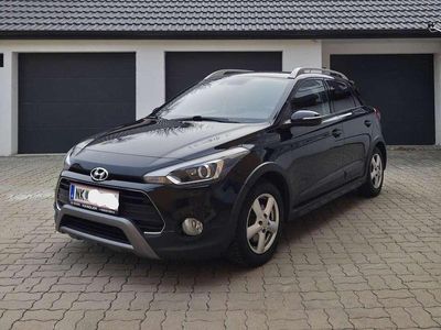 Schwarz Gebraucht 2016 Hyundai i20 Active Limousine | € 9.000 (Superpreis)