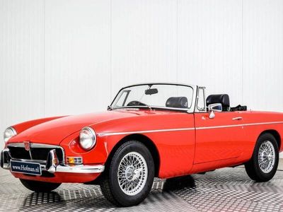 Rot Gebraucht 1973 MG B Cabrio | € 19.900