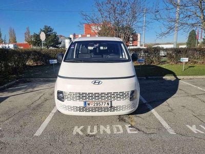 Gebraucht Hyundai Staria Trend 177 PS (130 kW) 2022 Weiß Van / Kleinbus