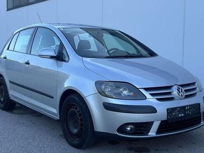 Grau Gebraucht 2006 VW Golf V Kleinwagen | € 2.490 (Etwas zu teuer)