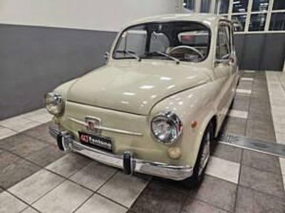Beige Gebraucht 1967 Fiat 600D Limousine | € 6.800
