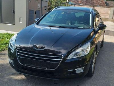 Schwarz Gebraucht 2011 Peugeot 508 SW Allure Kombi | € 11.000