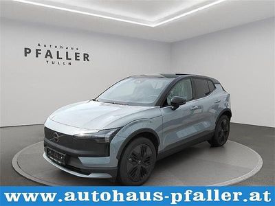 Grau Neu 2025 Volvo EX30 SUV | € 47.650 (Etwas zu teuer)