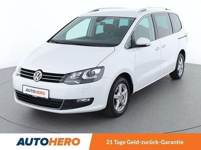 Weiß Gebraucht 2018 VW Sharan Comfortline Van / Kleinbus | € 27.090 (Fairer Preis)