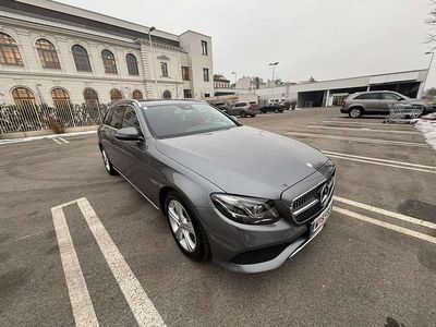 Gebraucht Mercedes E220 194 PS (142 kW) 2017 Silber Kombi