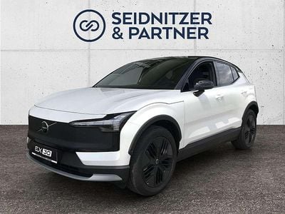 Weiß Neu 2025 Volvo EX30 CC Performance SUV | € 50.700