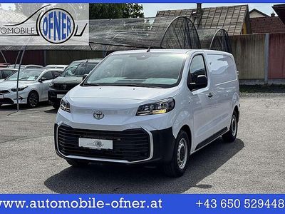 Weiß Neu 2025 Toyota Proace Van / Kleinbus | € 27.990 (Etwas zu teuer)