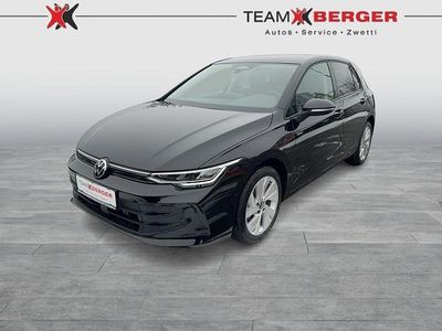 Neu VW Golf VIII 115 PS (84 kW) 2026 Schwarz  metallic