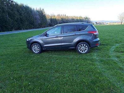 Silber Gebraucht 2015 Ford Kuga Titanium SUV | € 7.900 (Guter Preis)