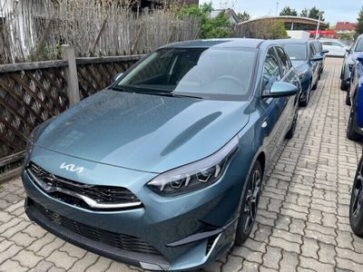 gebraucht Kia Ceed 1,0 T-GDI GPF Silber