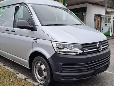 Gebraucht VW T6 150 PS (110 kW) 2018 Silber Van