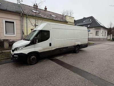 Gebraucht 2015 Iveco Daily Kombi | € 7.000