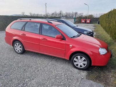 Rot Gebraucht 2005 Chevrolet Nubira SE Kombi | € 2.700