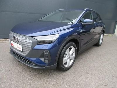 Mittelblau metallic Gebraucht 2025 Audi Q4 e-tron SUV | € 49.990 (Teuer)