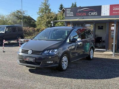 Grau Gebraucht 2017 VW Sharan Van / Kleinbus | € 20.999 (Fairer Preis)