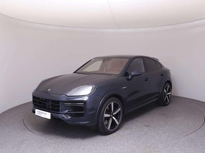Mittelblau metallic Gebraucht 2024 Porsche Cayenne Turbo E-Hybrid SUV | € 169.900