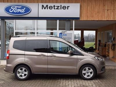 Grau Gebraucht 2019 Ford Tourneo Courier Van / Kleinbus | € 13.200 (Etwas zu teuer)