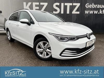 Gebraucht VW Golf VIII Life 131 PS (96 kW) 2023 Weiß Kombi