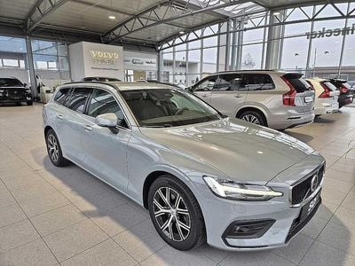 Grau Gebraucht 2025 Volvo V60 Core Kombi | € 37.900 (Guter Preis)