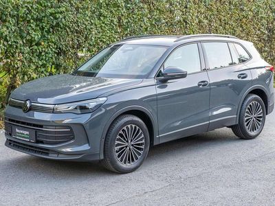 Grau Neu 2025 VW Tiguan Life SUV | € 42.790 (Guter Preis)