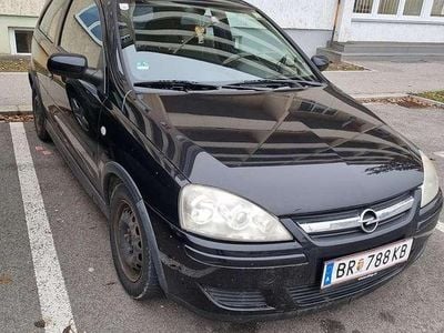 Schwarz Gebraucht 2005 Opel Corsa Limousine | € 2.500