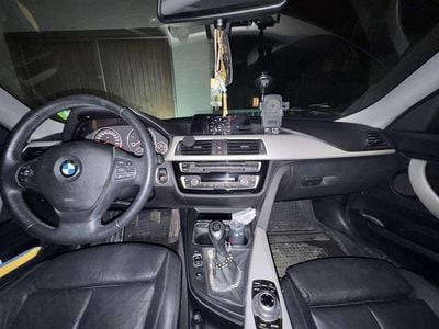 Gebraucht BMW 318 Gran Turismo Advantage 136 PS (100 kW) 2017 Limousine