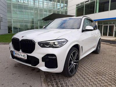 Weiß Gebraucht 2023 BMW X5 M Sport SUV | € 99.990