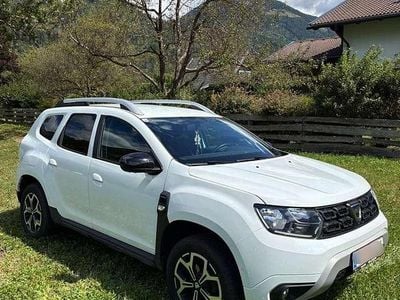 Gebraucht 2021 Dacia Duster Celebration SUV | € 18.200 (Fairer Preis)