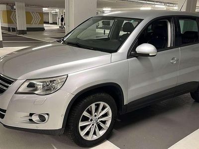 Gebraucht VW Tiguan 170 PS (125 kW) 2009 Grau SUV