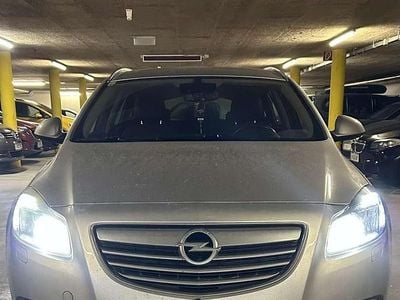 Grau Gebraucht 2012 Opel Insignia Edition Kombi | € 6.500 (Etwas zu teuer)