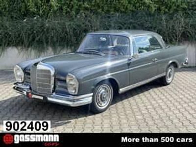 Grau Gebraucht 1962 Mercedes 220 SE Coupé | € 79.000