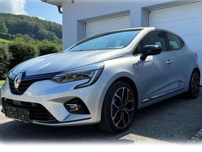 Silber Gebraucht 2020 Renault Clio V LIMITED Limousine | € 15.900