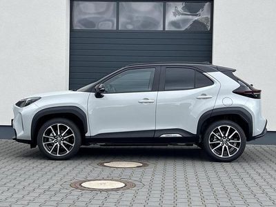 Neu 2025 Toyota Yaris Cross Sport SUV | € 34.549 (Fairer Preis)