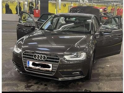 Schwarz Gebraucht 2012 Audi A4 Limousine | € 9.000 (Guter Preis)