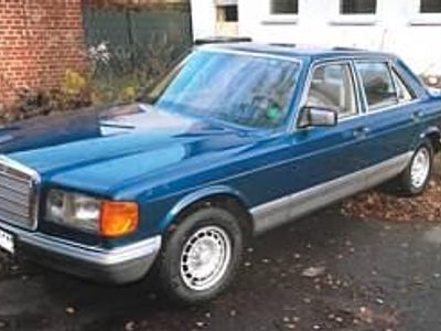 Blau Gebraucht 1984 Mercedes 500 SE Limousine | € 23.900