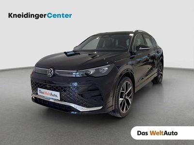 Schwarz metallicperleffektno Gebraucht 2024 VW Tiguan R-line SUV | € 53.900