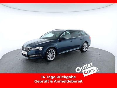 Dunkelblau metallic Gebraucht 2023 Skoda Superb LAURIN & KLEMENT Kombi | € 38.950 (Teuer)