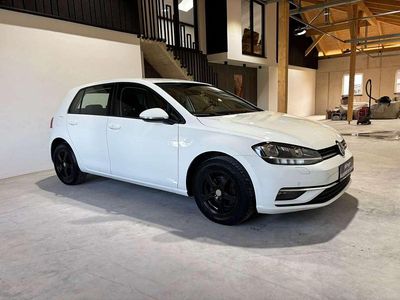 Weiß Gebraucht 2017 VW Golf VII Comfortline Kleinwagen | € 12.999 (Fairer Preis)