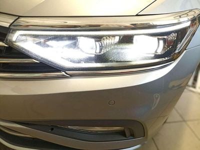 gebraucht VW Passat Passat VariantVariant 2,0TDI DSG,Matrix,Tempo,Kamera,PDC