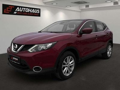 Gebraucht Nissan Qashqai Acenta 116 PS (85 kW) 2016 Rot SUV